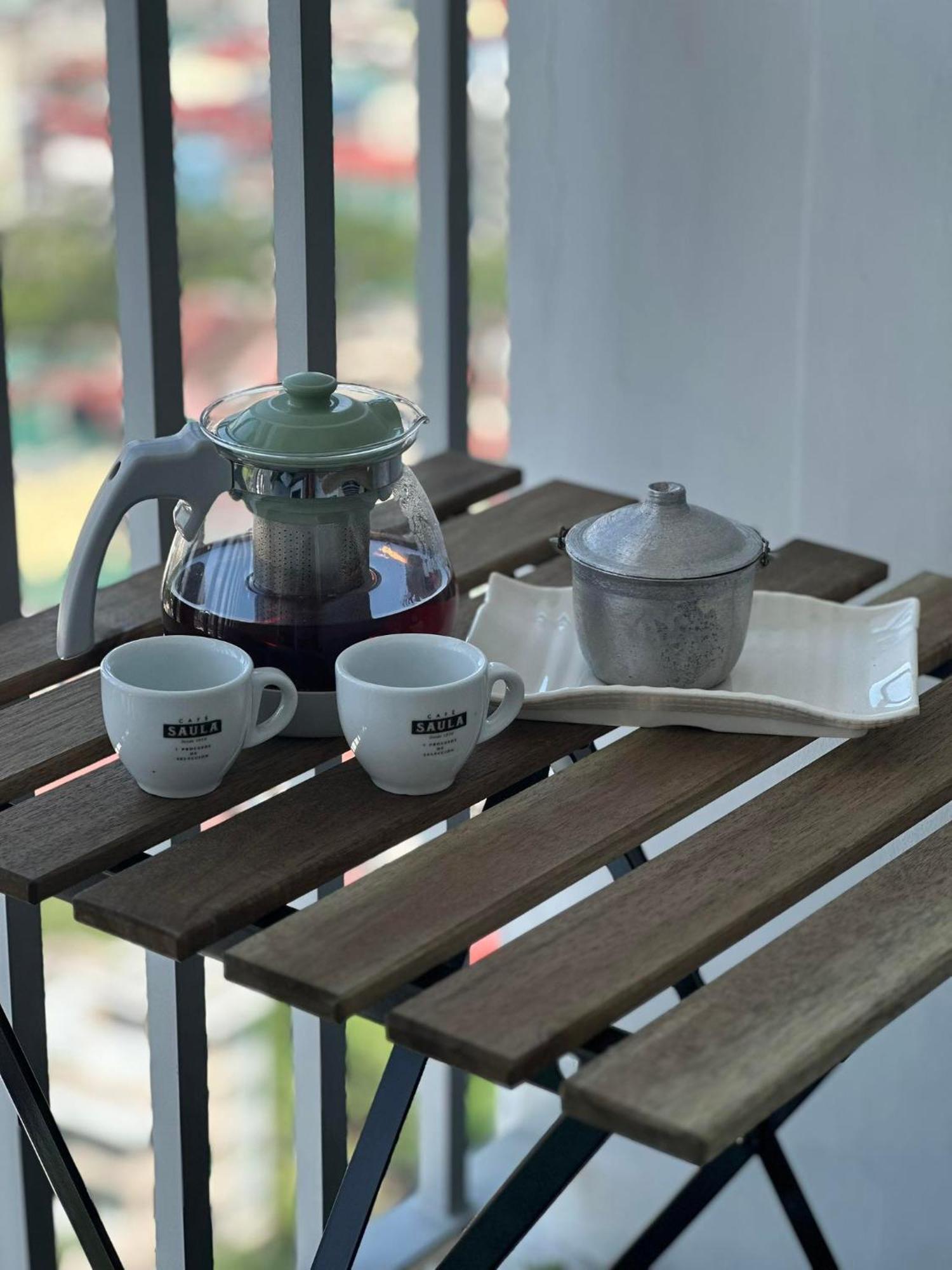 Green Residences Staycation By Pbyy Manila Exterior foto