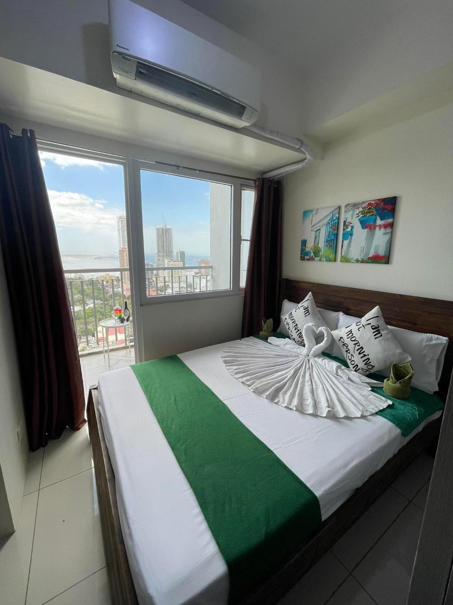 Green Residences Staycation By Pbyy Manila Habitación foto