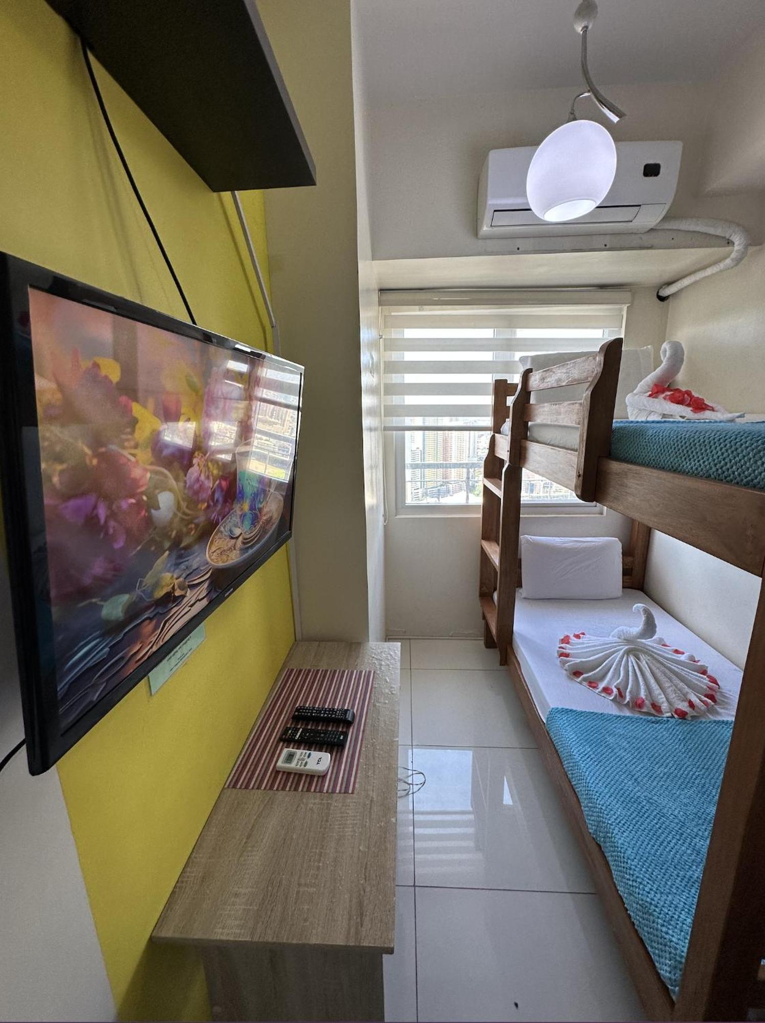 Green Residences Staycation By Pbyy Manila Habitación foto