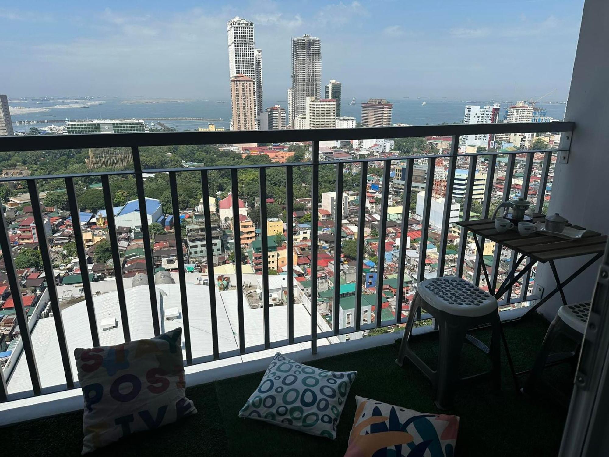 Green Residences Staycation By Pbyy Manila Habitación foto