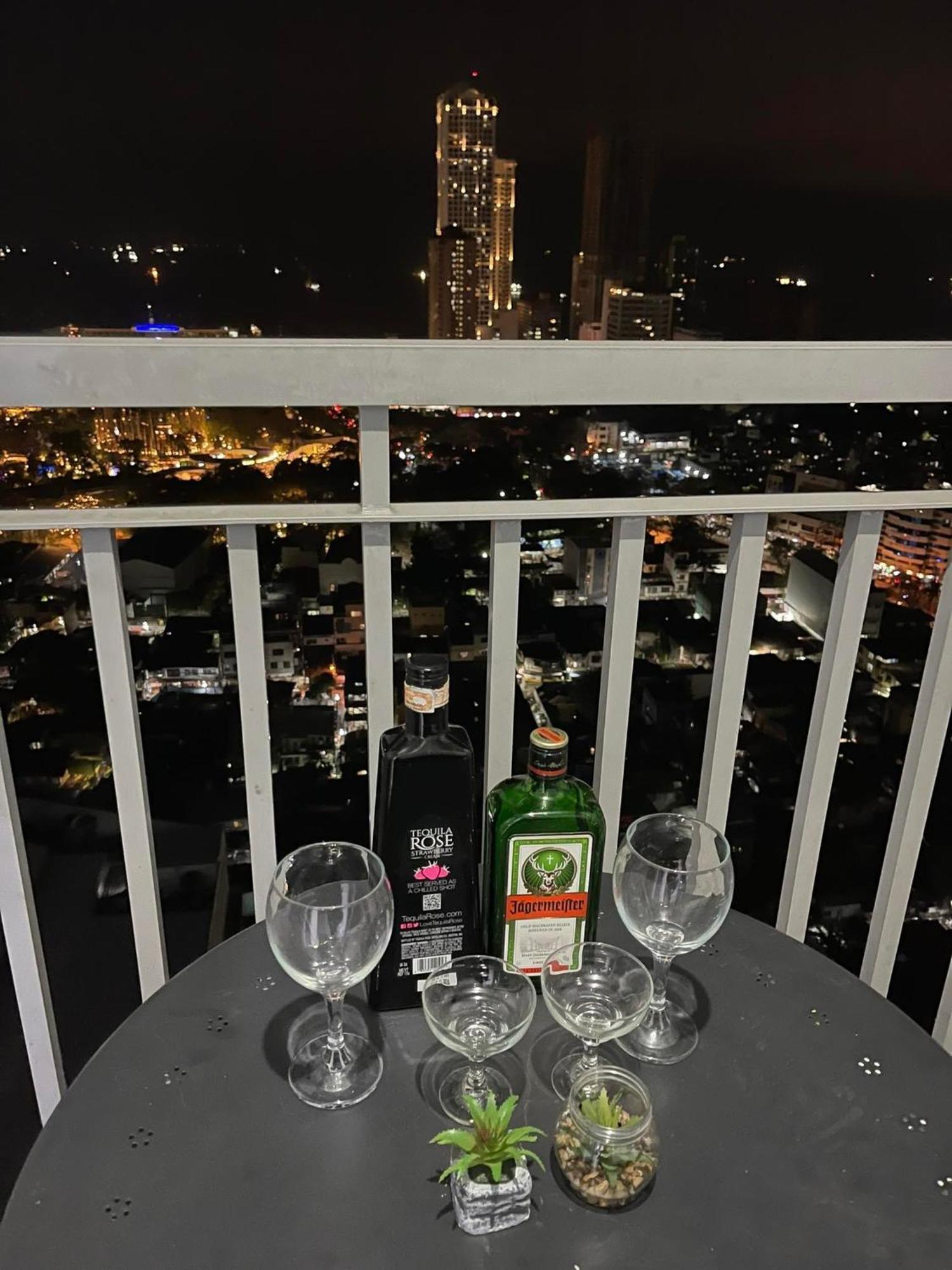 Green Residences Staycation By Pbyy Manila Habitación foto