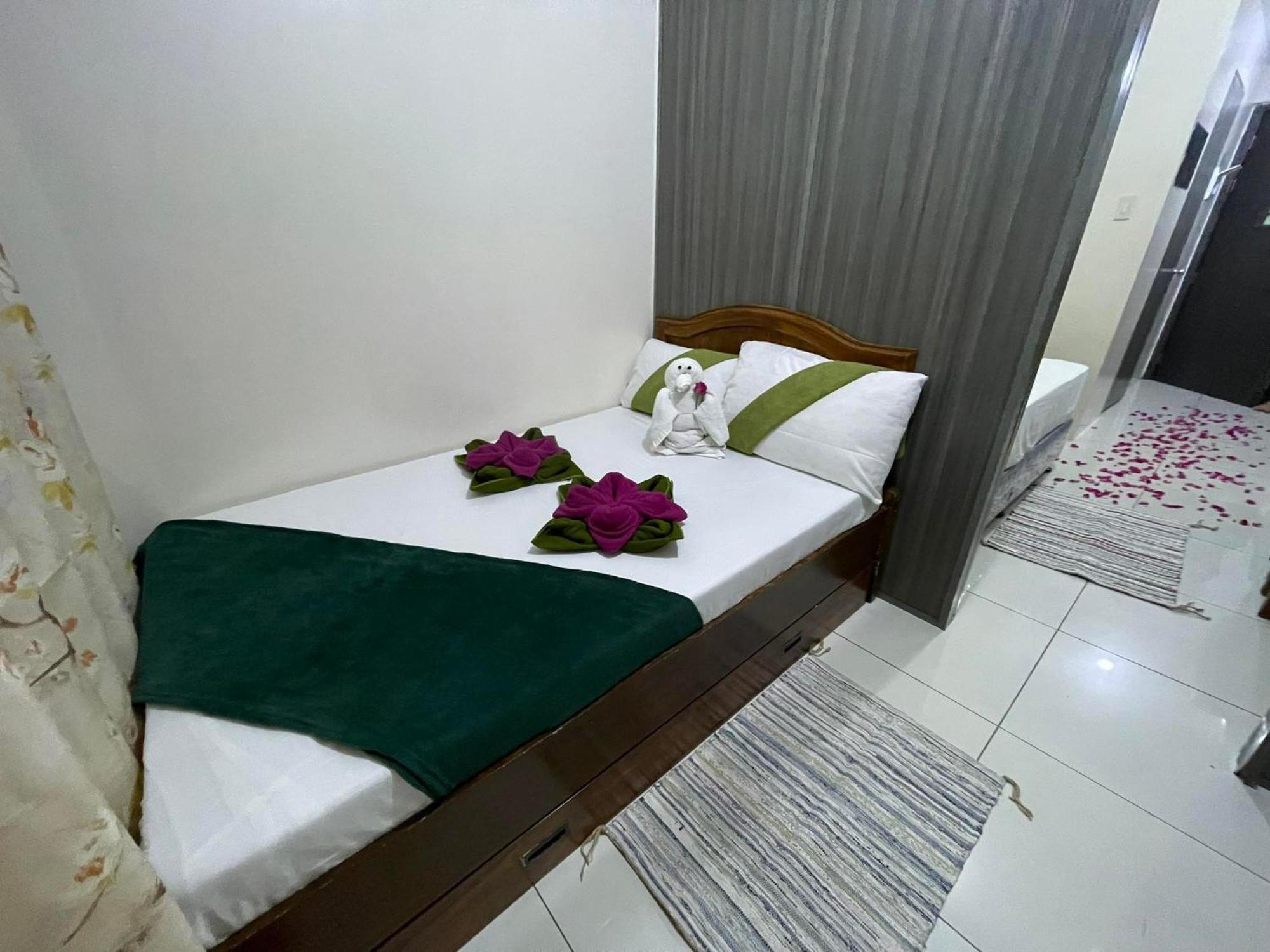 Green Residences Staycation By Pbyy Manila Habitación foto